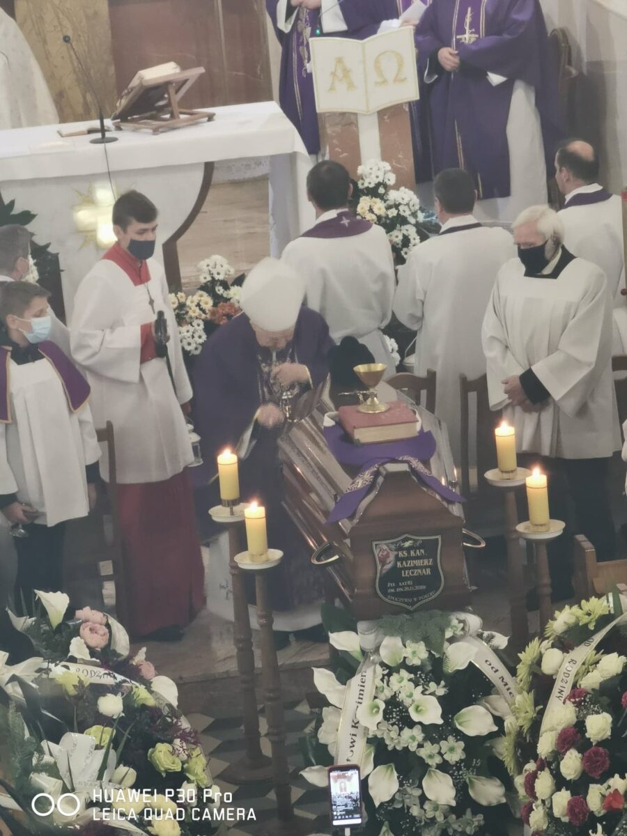 Pogrzeb Śp. ks. kan. Kazimierza Lęcznara